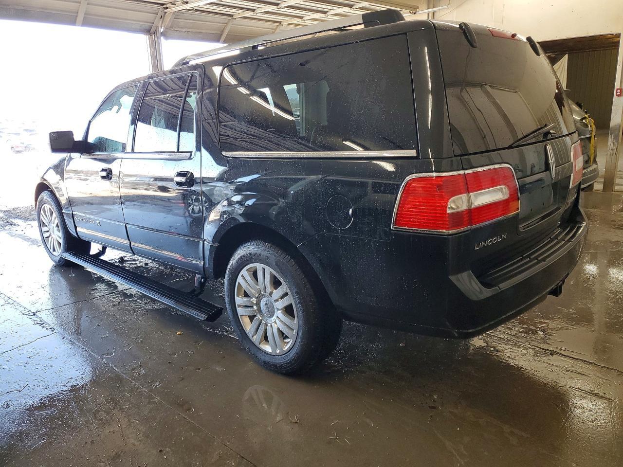 2013 Lincoln Navigator l