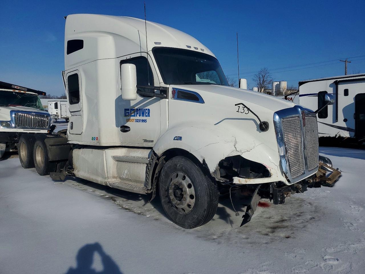 2021 Kenworth T680 Semi Truck