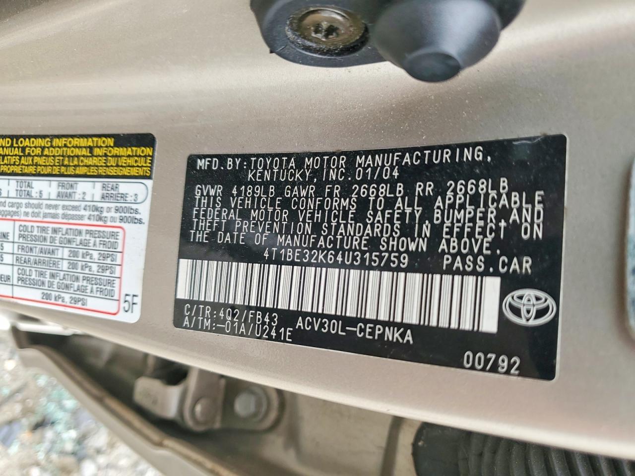 2004 Toyota Camry le