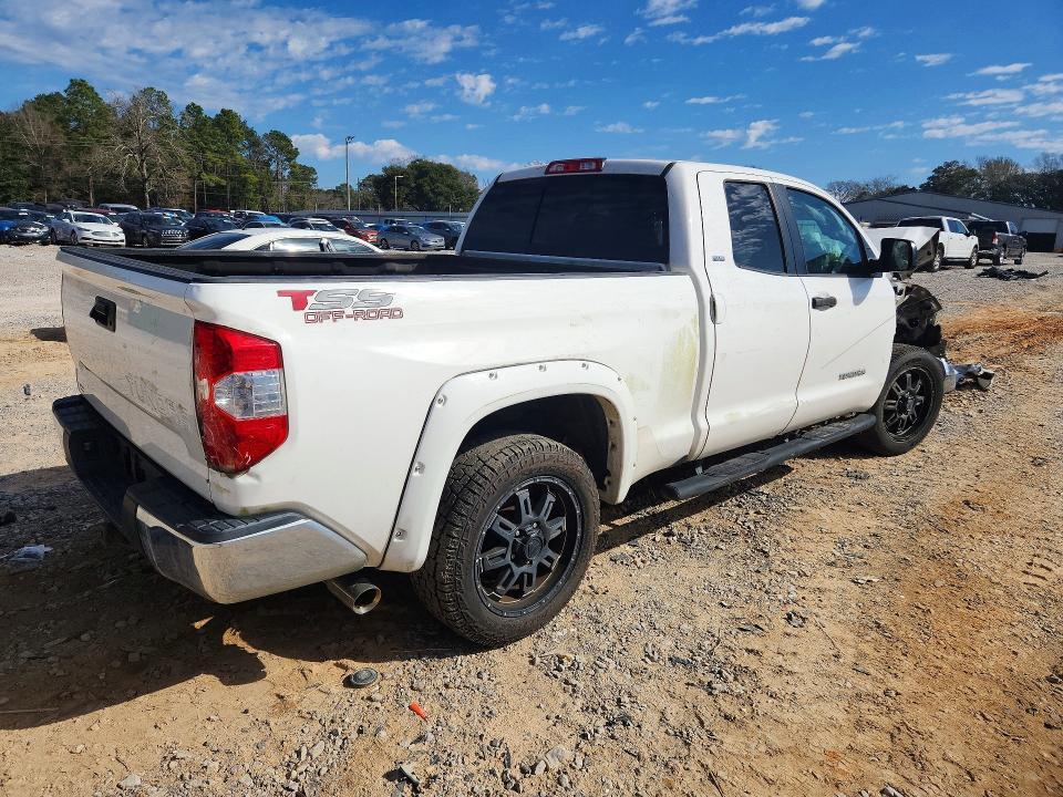 2016 Toyota Tundra Double Cab SR