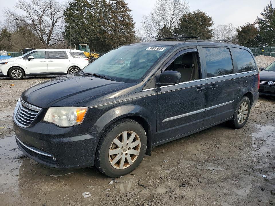 2013 Chrysler Town & Country Touring