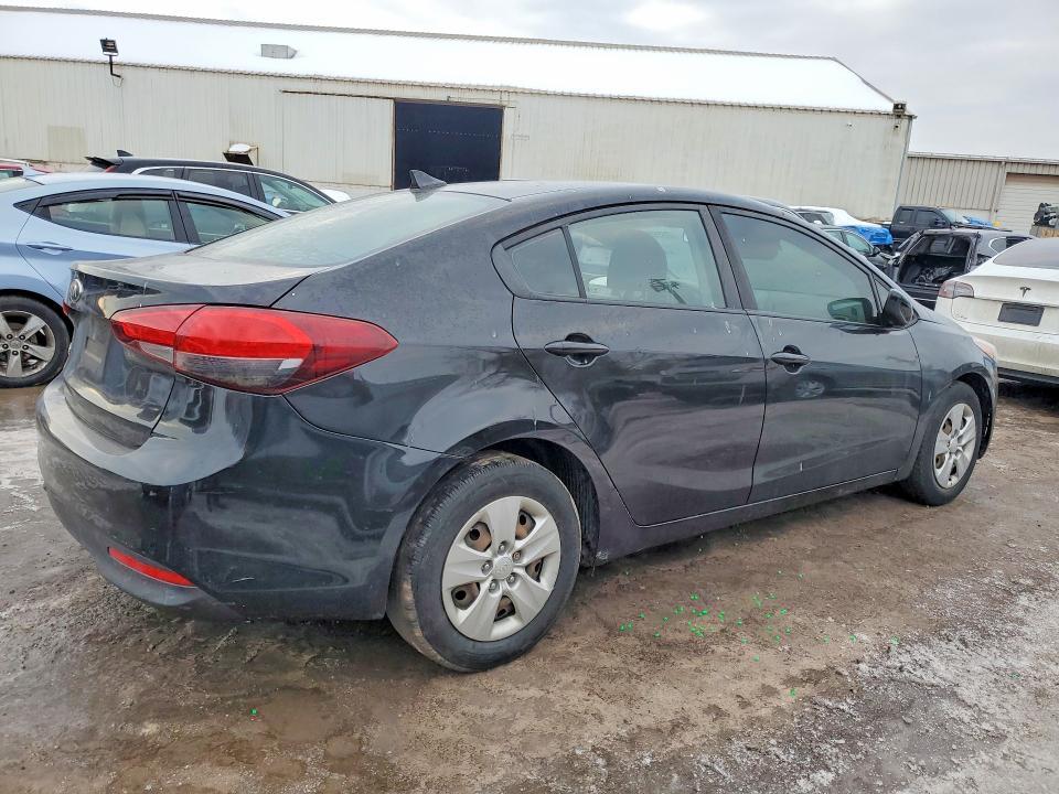 2017 KIA Forte lx