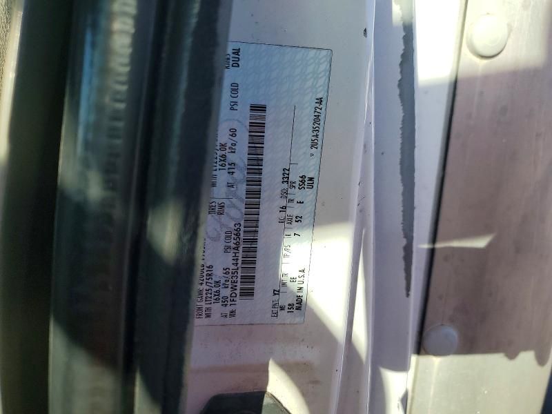 2004 Ford E350 BOX Truck