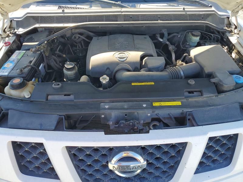 2008 Nissan Armada se