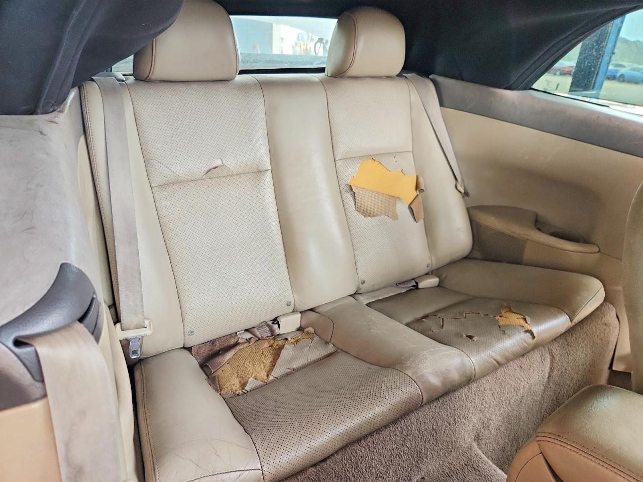 2004 Toyota Camry Solara se