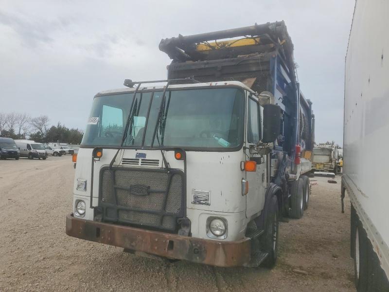2015 Autocar Llc Xpeditor
