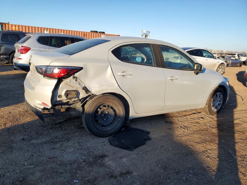 2019 Toyota Yaris l