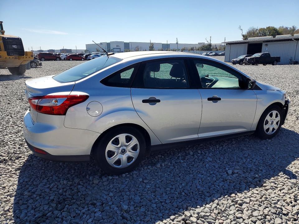2014 Ford Focus s