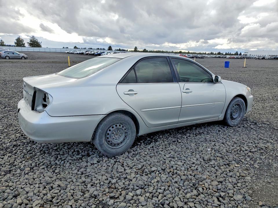 2006 Toyota Camry le