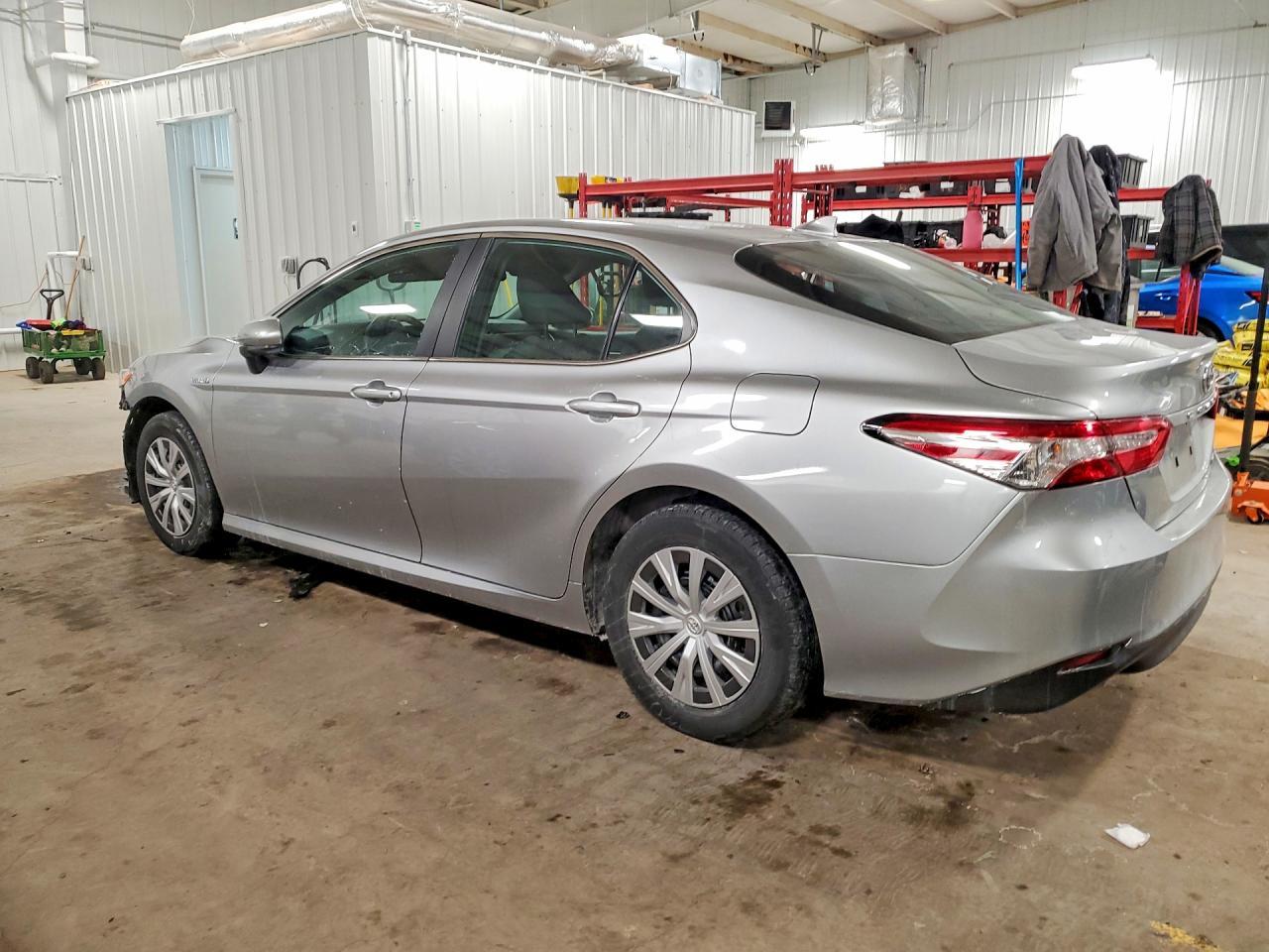 2020 Toyota Camry le