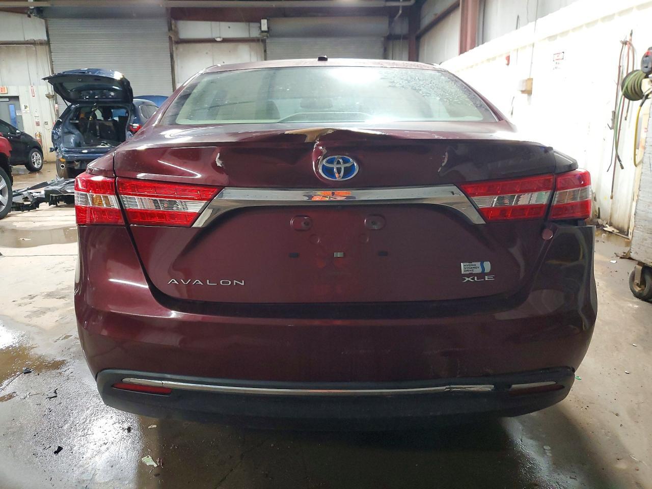 2013 Toyota Avalon Hybrid