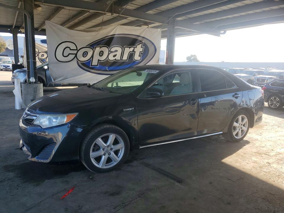 2013 Toyota Camry Hybrid