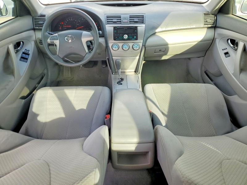 2008 Toyota Camry le
