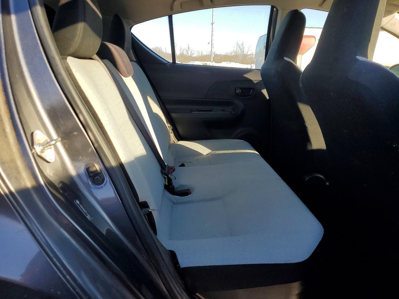 2015 Toyota Prius c