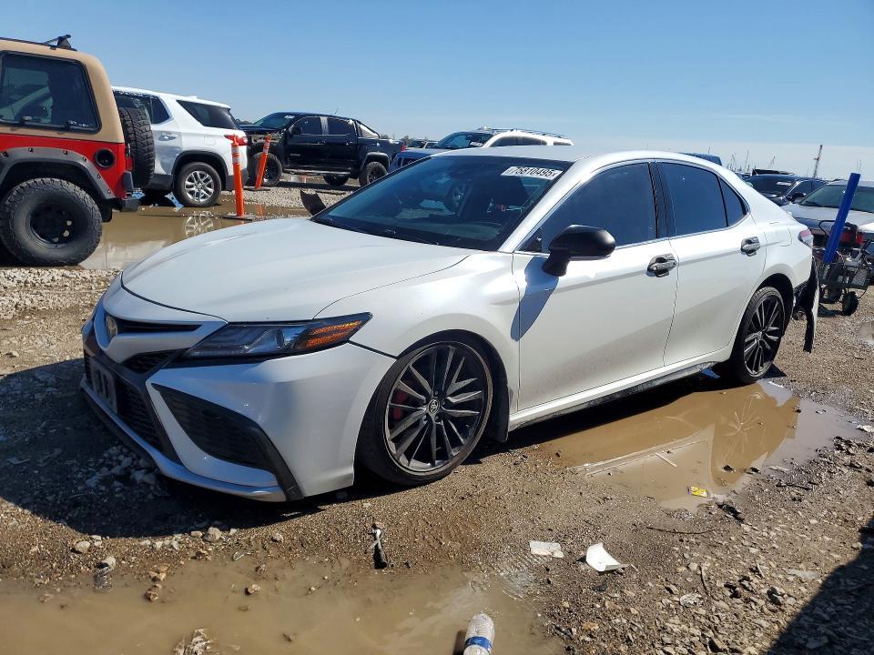 2021 Toyota Camry xse