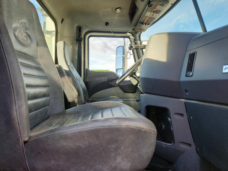 2014 Mack Cxu613 Semi Truck