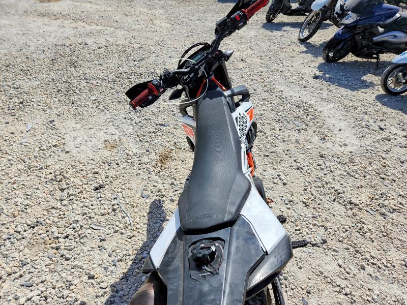 2020 KTM 690 smc r