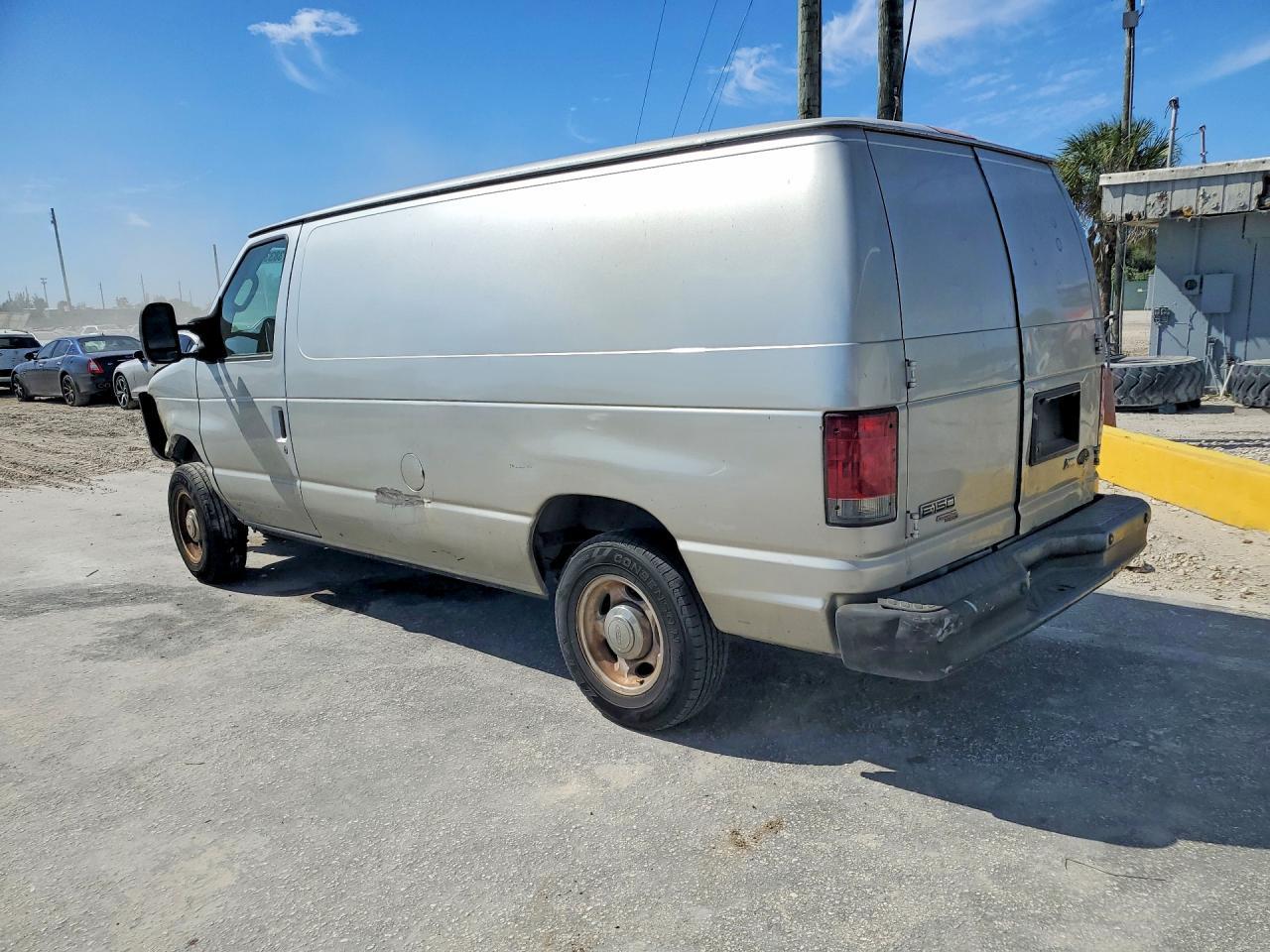 2012 Ford Econoline E150 van