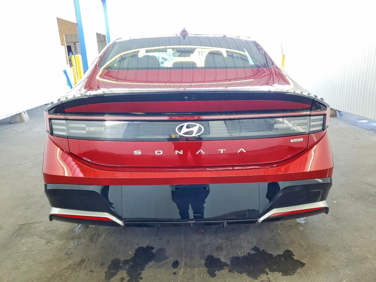 2025 Hyundai Sonata Hybrid