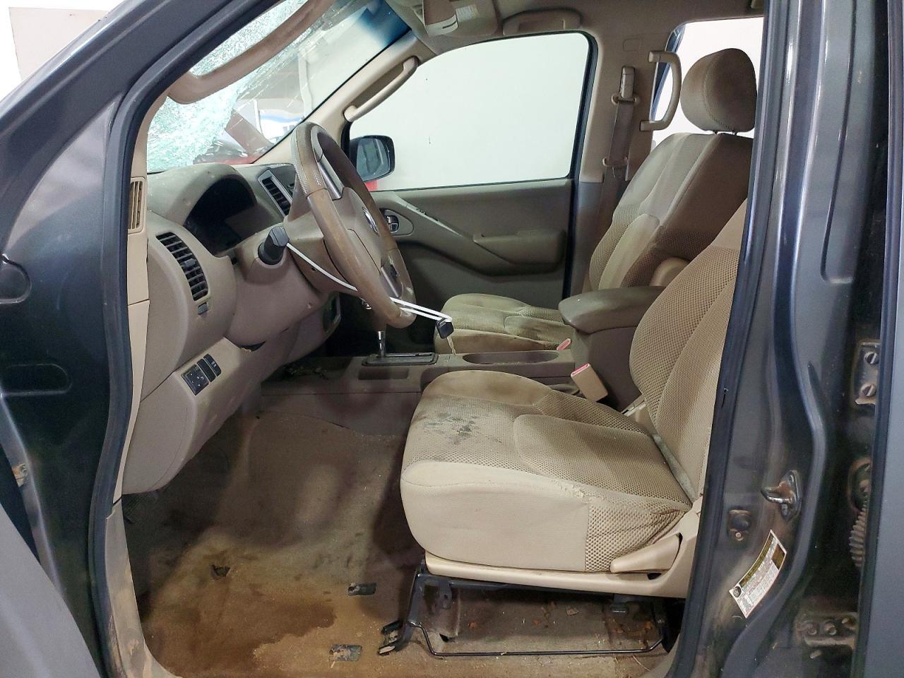 2009 Nissan Frontier Crew cab se