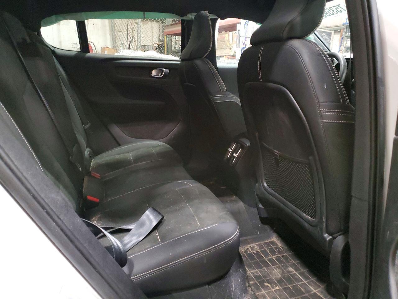 2022 Volvo C40 P8 Recharge Ultimate