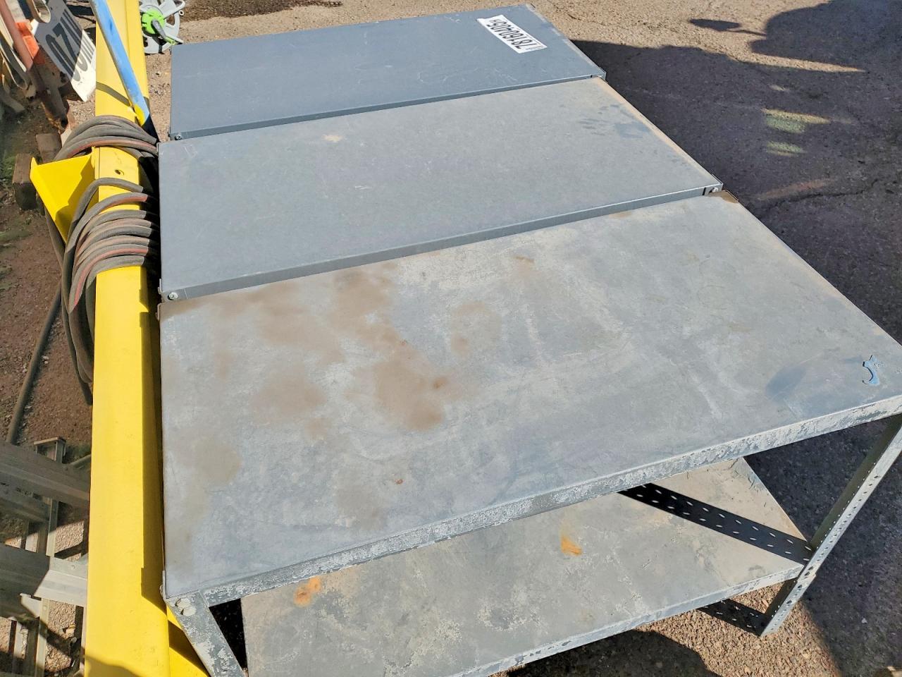 2000 Other Automobile Work Benches