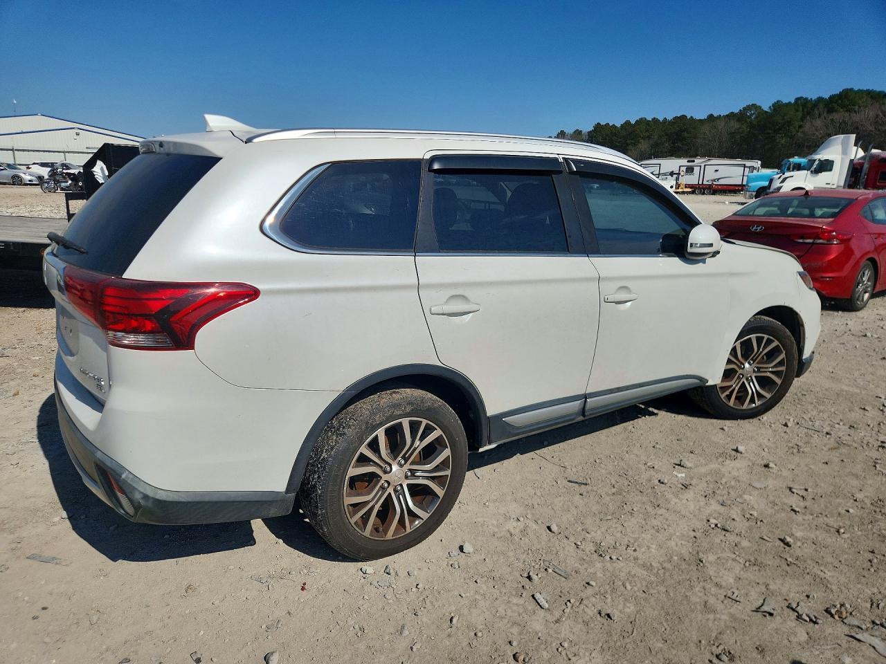 2018 Mitsubishi Outlander se