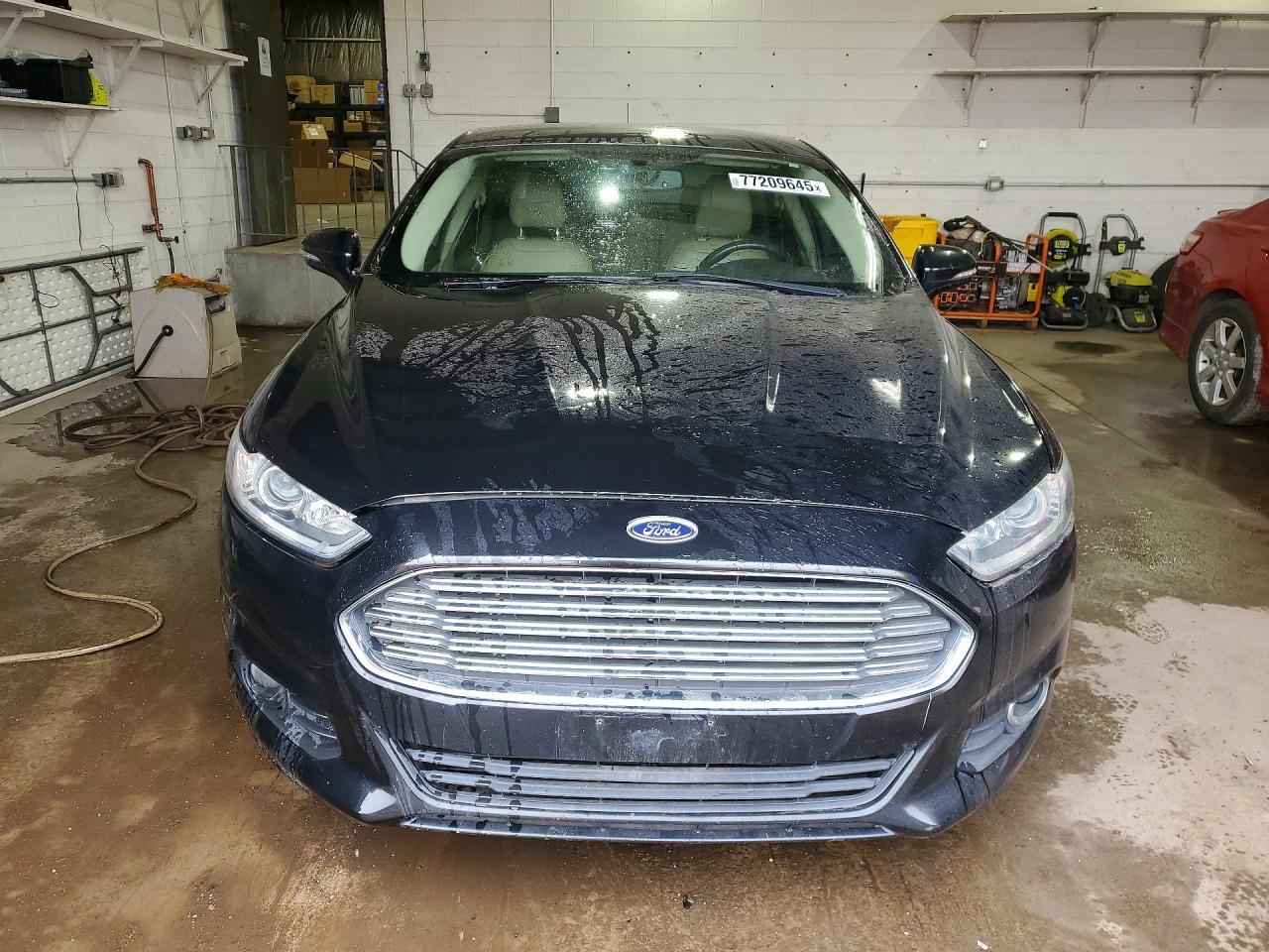 2014 Ford Fusion se
