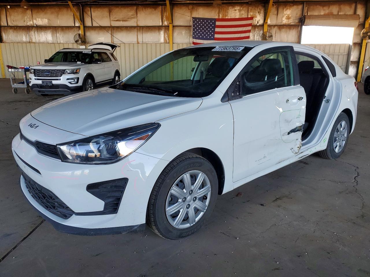 2022 KIA Rio s