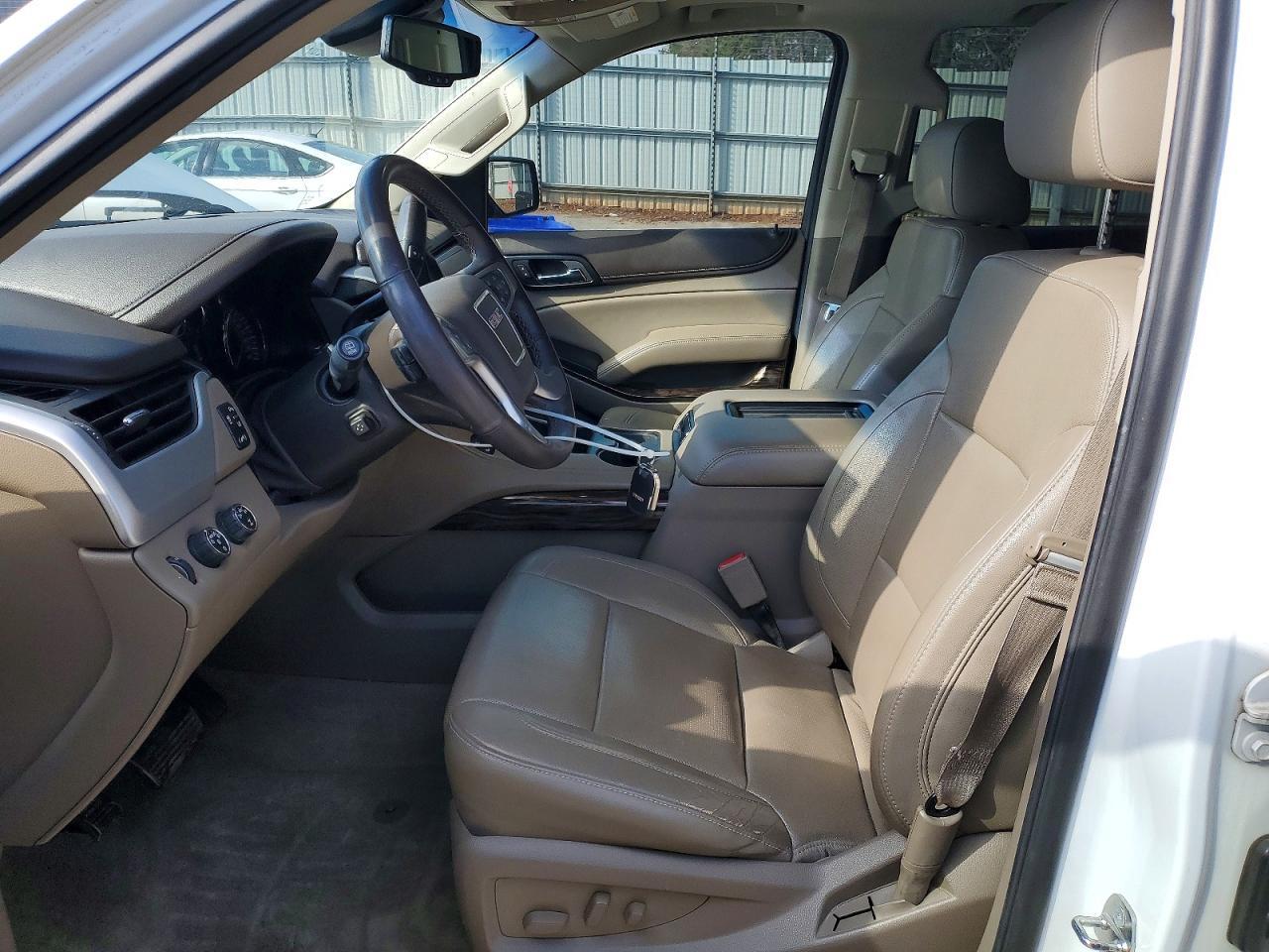 2015 GMC Yukon slt