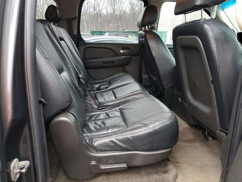2010 Chevrolet Suburban K1500 ls