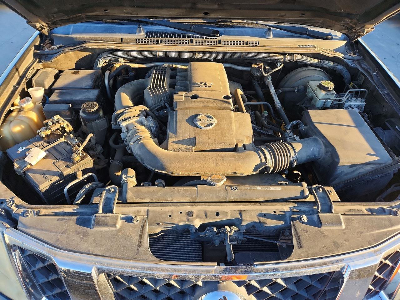 2011 Nissan Pathfinder s