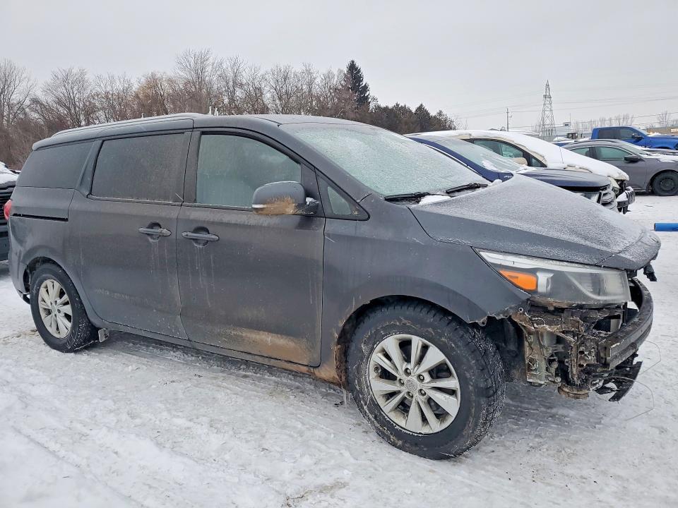 2016 KIA Sedona lx