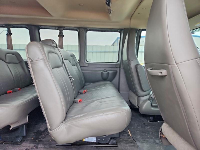 2023 Chevrolet Express G3500 LS