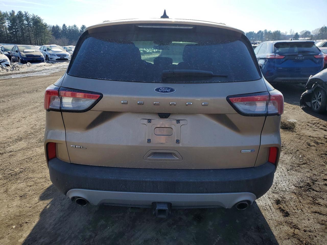 2020 Ford Escape sel