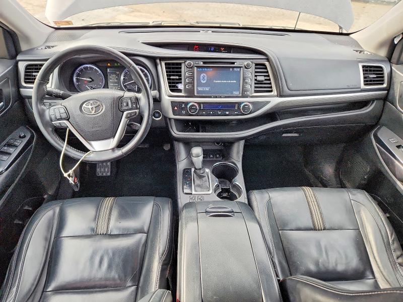 2017 Toyota Highlander se