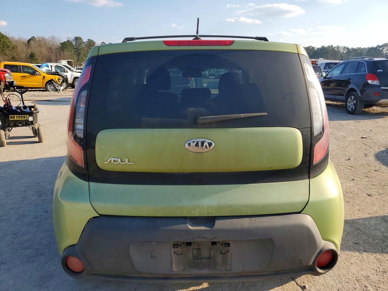 2016 KIA Soul Base