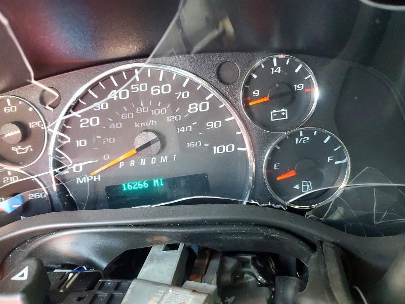 2025 Chevrolet Express G2500