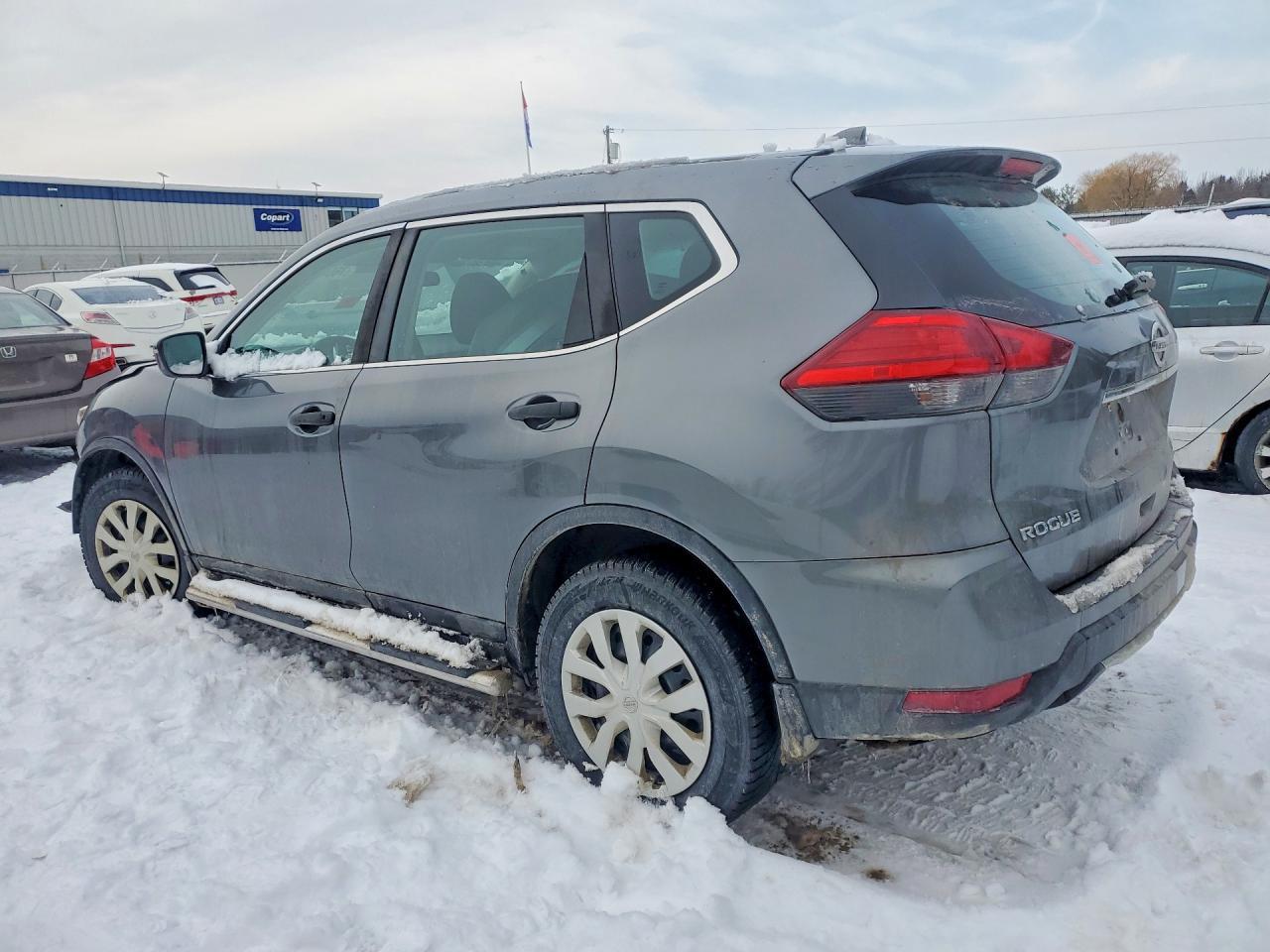 2017 Niss Rogue sv