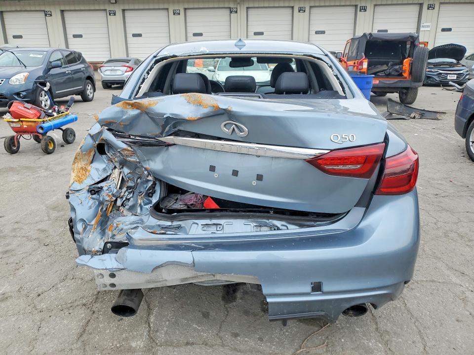 2018 Infiniti Q50 Luxe