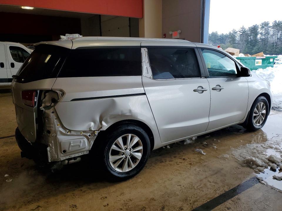 2016 KIA Sedona lx