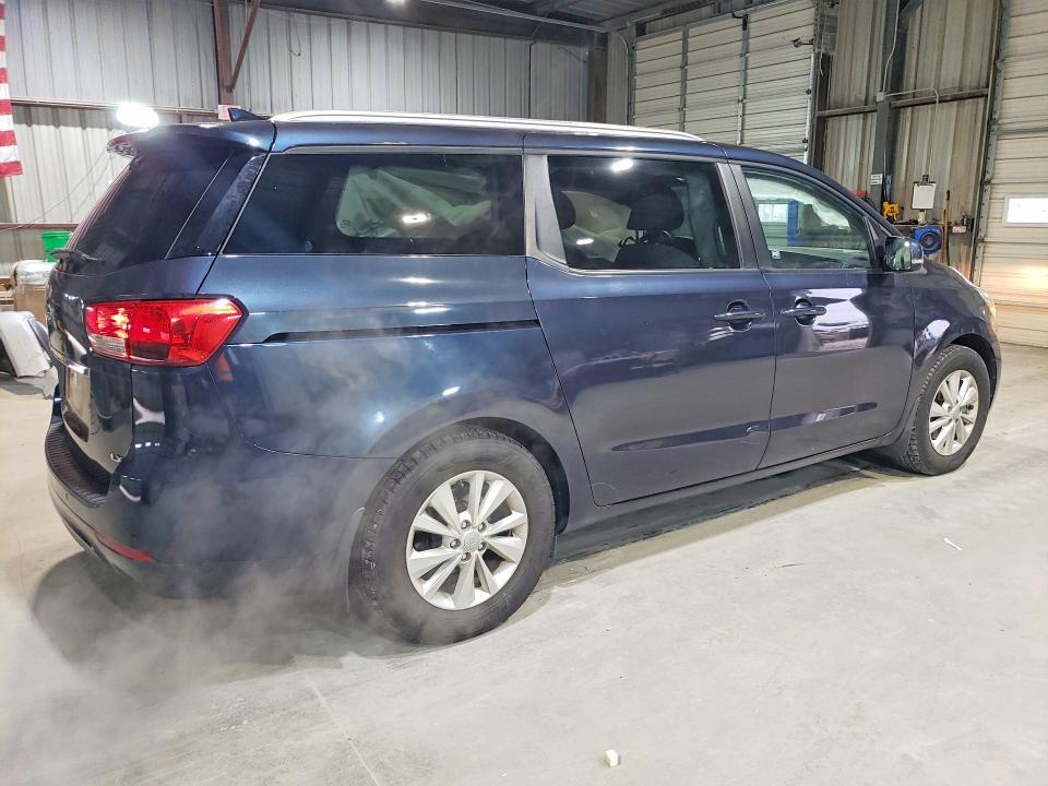 2016 KIA Sedona lx