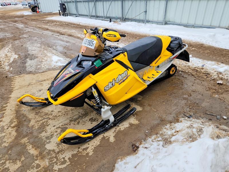 2005 Skidoo MXZ