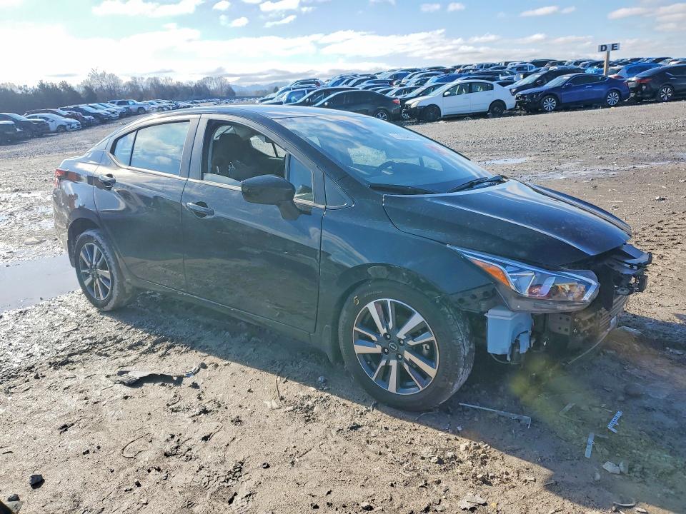 2024 Nissan Versa sv