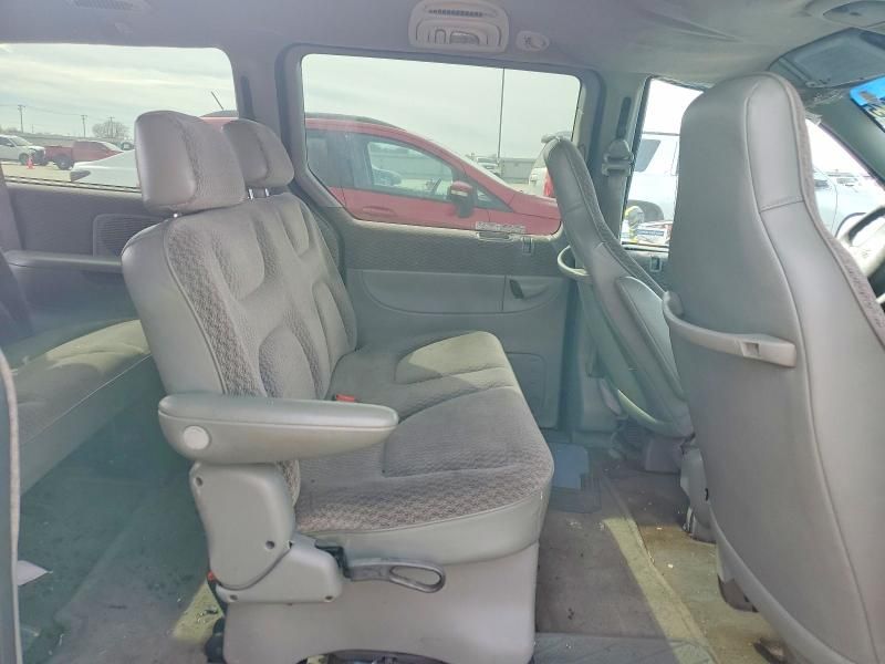 1999 Dodge Grand Caravan se
