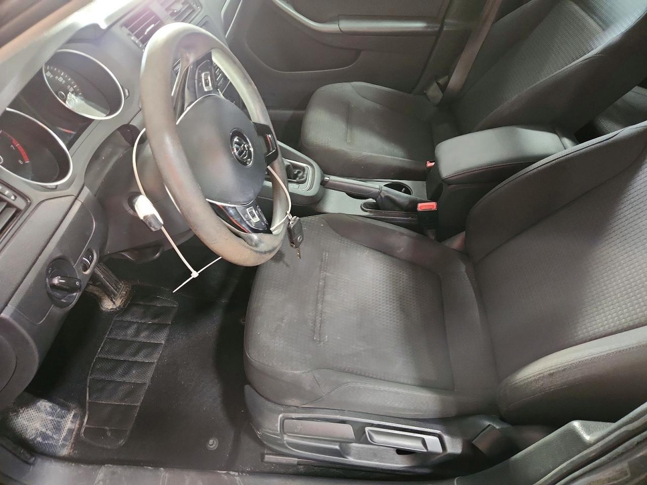 2015 Volkswagen Jetta Base