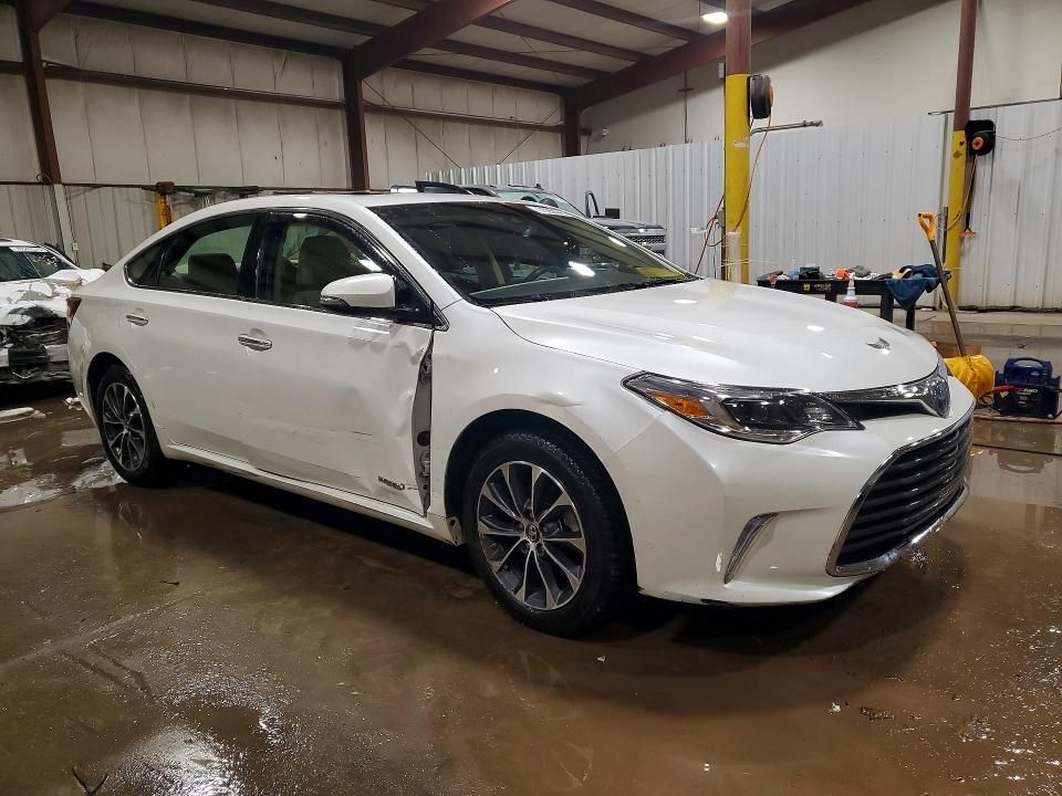 2018 Toyota Avalon Hybrid