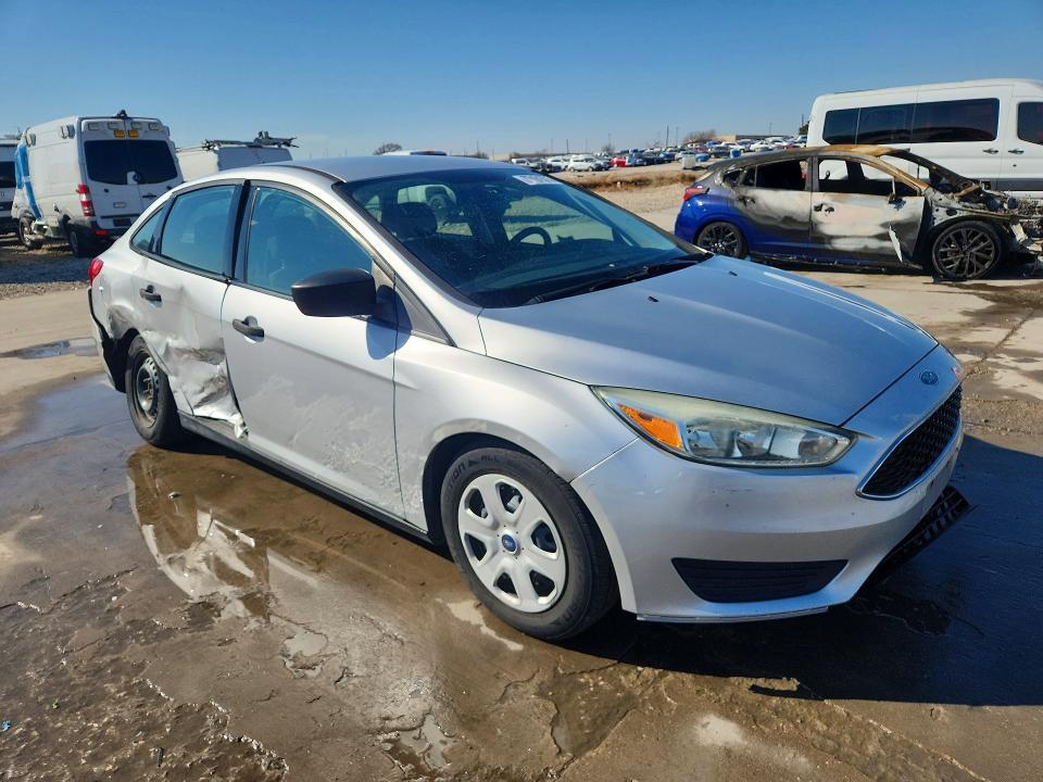 2015 Ford Focus s