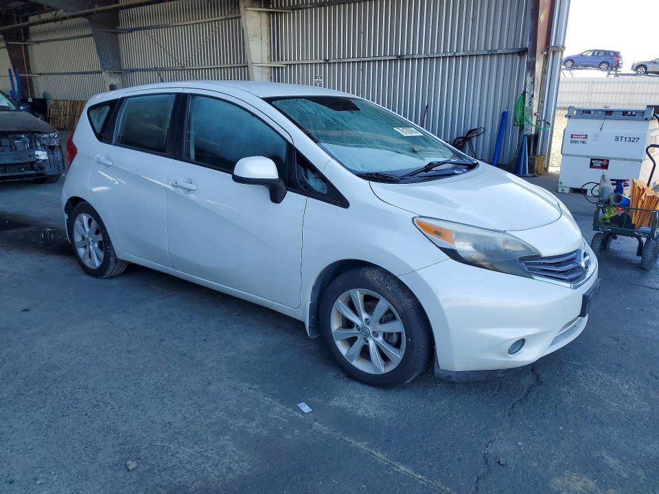 2014 Nissan Versa Note sv