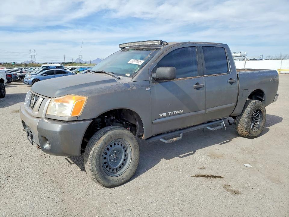 2013 Nissan Titan S